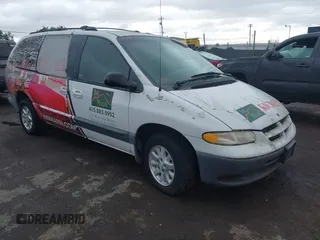 1999 Dodge Caravan SE with VIN 1B4GP44R3XB581077, listed as a IAAI auction lot 42232502 with Not provided miles and . Bid and sale history available at DreamBid. Image 1.