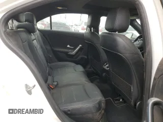 2021 Mercedes-Benz A 220 z VIN W1K3G4FB0MJ314147, wystawiony jako Copart lot #59984445 z przebiegiem 37 304 mil mil oraz Szkoda całkowita • Salvage title. Historia ofert i sprzedaży dostępna na DreamBid. Obrazek 10.