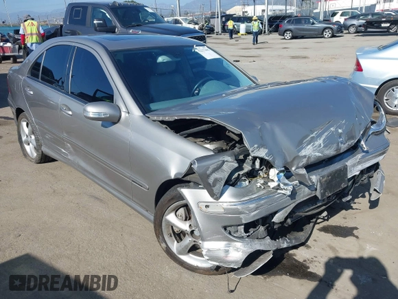 2006 Mercedes-Benz C 230 Sport с VIN WDBRF52H76A867404, выставлен на аукционе IAAI как лот 42217695 с пробегом 117 558 миль миль и . История ставок и продаж доступна на DreamBid. Изображение 1.