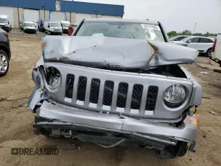 2015 Jeep Patriot High Altitude z VIN 1C4NJPFA8FD296253, wystawiony jako Copart lot #60509905 z przebiegiem Nie podano mil oraz Czysty tytuł • Clean title. Historia ofert i sprzedaży dostępna na DreamBid. Obrazek 5.