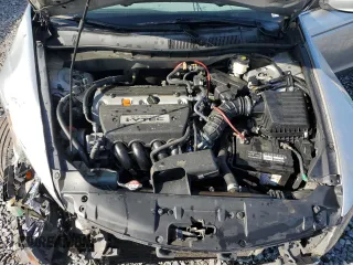 2009 Honda Accord LX-P с VIN 1HGCP26479A173618, выставлен на аукционе Copart как лот 52258705 с пробегом 172 880 миль миль и Списание • Salvage title. История ставок и продаж доступна на DreamBid. Изображение 13.