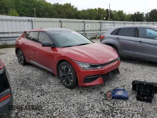 2022 Kia EV6 GT-Line with VIN KNDC44LA7N5027137, listed as a Copart auction lot 72660694 with 75,109 mi miles and Clean Title. Bid and sale history available at carsss.com. Image 4.