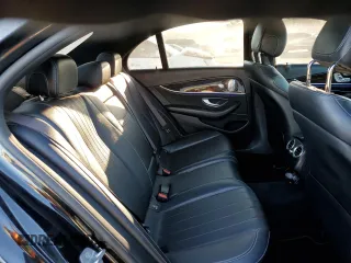 2017 Mercedes-Benz E 300 Luxury z VIN WDDZF4JBXHA041325, wystawiony jako Copart lot #88094765 z przebiegiem 34 295 mil mil oraz Szkoda całkowita • Salvage title. Historia ofert i sprzedaży dostępna na DreamBid. Obrazek 10.