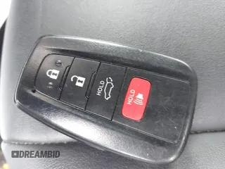 2023 Toyota RAV4 Hybrid XLE Premium z VIN 4T3B6RFV1PU120135, wystawiony jako IAAI lot #42371702 z przebiegiem 27 822 mil mil oraz . Historia ofert i sprzedaży dostępna na DreamBid. Obrazek 11.