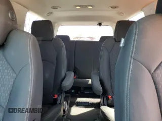 2015 GMC Acadia SLE с VIN 1GKKVPKD4FJ295405, выставлен на аукционе Copart как лот 53292035 с пробегом 165 781 миль миль и Списание • Salvage title. История ставок и продаж доступна на DreamBid. Изображение 10.