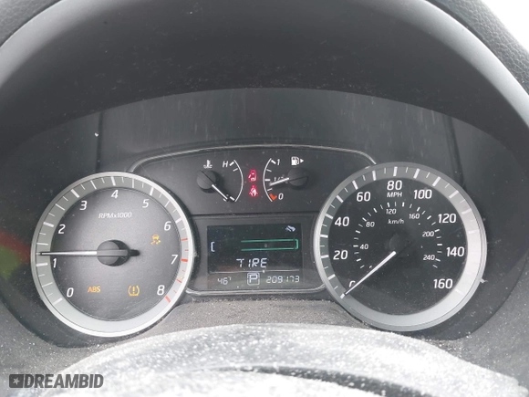 2013 Nissan Sentra SR with VIN 3N1AB7AP3DL777674, listed as a IAAI auction lot 42007975 with 209,173 mi miles. Bid and sale history available at carsss.com. Image 7.
