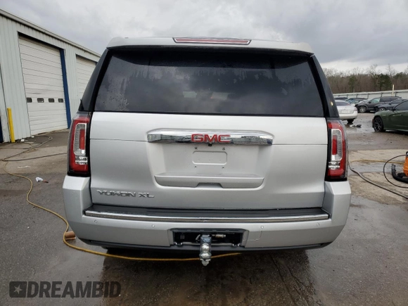2019 GMC Yukon XL Denali with VIN 1GKS2HKJ6KR303603, listed as a Copart auction lot 45201225 with Not Provided miles and Salvage Title. Bid and sale history available at DreamBid. Image 6.