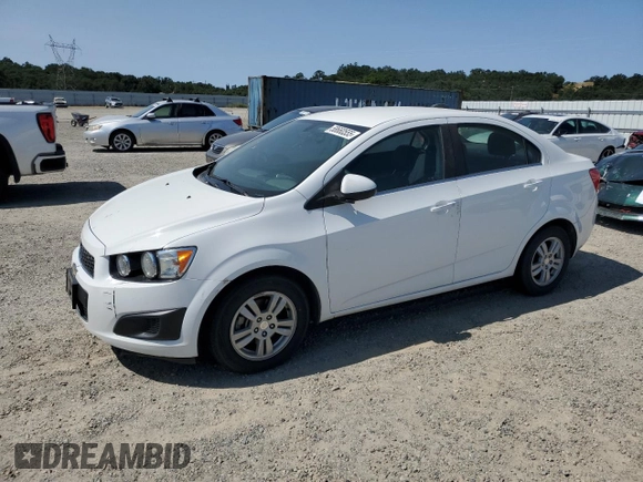 2016 Chevrolet Sonic LT z VIN 1G1JC5SH9G4134576, wystawiony jako Copart lot #58660555 z przebiegiem 127 067 mil mil oraz Czysty tytuł • Clean title. Historia ofert i sprzedaży dostępna na DreamBid. Obrazek 1.
