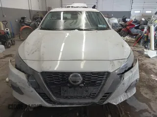2020 Nissan Altima SR with VIN 1N4AL4CV8LC141000, listed as a IAAI auction lot 41294853 with 39,466 mi miles and . Bid and sale history available at carsss.com. Image 13.
