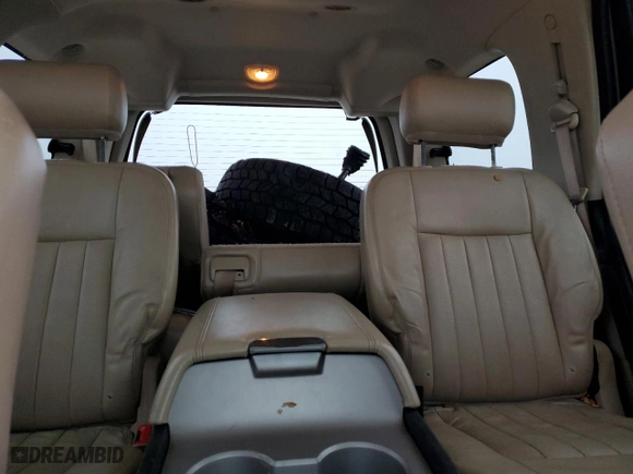 2005 Lincoln Navigator Luxury with VIN 5LMFU28535LJ11117, listed as a Copart auction lot 82929704 with 125,176 mi miles and Salvage Title. Bid and sale history available at carsss.com. Image 10.