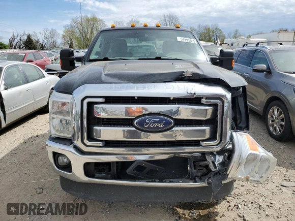 2014 Ford F-250 XL with VIN 1FT7X2B64EEA31379, listed as a Copart auction lot 54993565 with 517,261 mi miles and Clean title. Bid and sale history available at DreamBid. Image 5.