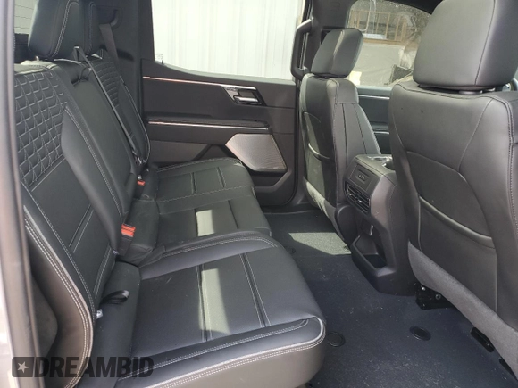 2024 GMC Sierra 1500 with VIN 1GT401EL2RU401324, listed as a Copart auction lot 49891285 with 2,034 mi miles and Salvage Title. Bid and sale history available at DreamBid. Image 10.
