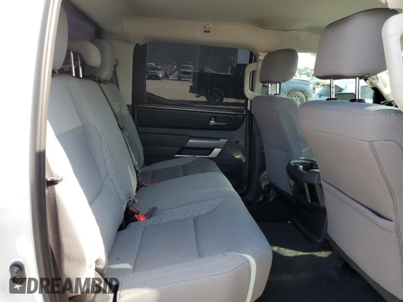2022 Toyota Tundra 2WD SR5 with VIN 5TFLA5AB3NX011564, listed as a Copart auction lot 53831283 with 21,297 mi miles. Bid and sale history available at carsss.com. Image 10.