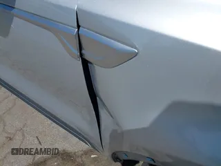 2021 Kia Sorento LX z VIN 5XYRG4LC5MG021586, wystawiony jako IAAI lot #42000187 z przebiegiem 81 046 mil mil oraz . Historia ofert i sprzedaży dostępna na DreamBid. Obrazek 19.