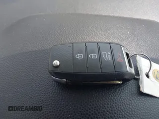 2015 Kia Soul z VIN KNDJN2A29F7165059, wystawiony jako IAAI lot #41621306 z przebiegiem 122 864 mil mil oraz . Historia ofert i sprzedaży dostępna na DreamBid. Obrazek 11.