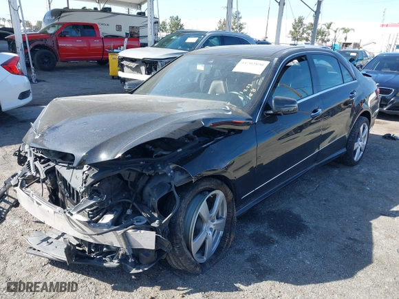 2010 Mercedes-Benz E-Class E 350 Luxury with VIN WDDHF5GBXAA247906, listed as a IAAI auction lot 41702890 with 150,011 mi miles. Bid and sale history available at carsss.com. Image 18.