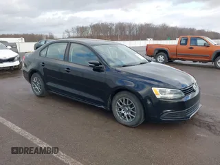 2012 Volkswagen Jetta SE с VIN 3VWDX7AJ9CM350951, выставлен на аукционе IAAI как лот 41726014 с пробегом 270 756 миль миль и . История ставок и продаж доступна на DreamBid. Изображение 1.