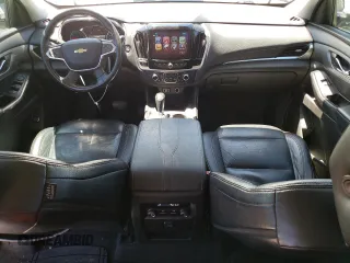 2019 Chevrolet Traverse LT Cloth with VIN 1GNEVGKW0KJ151183, listed as a Copart auction lot 60988104 with 82,431 mi miles and Salvage Title. Bid and sale history available at carsss.com. Image 8.