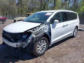 2018 Chrysler Pacifica Touring L Plus с VIN 2C4RC1EG9JR131199, выставлен на аукционе IAAI как лот 41866059 с пробегом 36 686 миль миль и . История ставок и продаж доступна на DreamBid. Изображение 18.