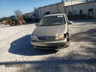 2001 Toyota Sienna LE with VIN 4T3ZF13C11U390198, listed as a Copart auction lot 76785094 with 200,803 mi miles and Salvage Title. Bid and sale history available at carsss.com. Image 12.