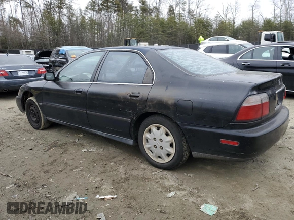 1997 Honda Accord LX with VIN 1HGCD5630VA028769, listed as a Copart auction lot 88500575 with 236,568 mi miles and Salvage Title. Bid and sale history available at carsss.com. Image 2.
