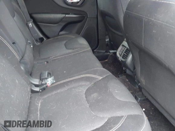 2016 Jeep Cherokee Altitude with VIN 1C4PJMCB8GW372242, listed as a IAAI auction lot 42214287 with 87,597 mi miles and . Bid and sale history available at DreamBid. Image 8.