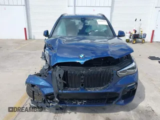 2021 BMW X5 sDrive40i with VIN 5UXCR4C04M9F71290, listed as a IAAI auction lot 41684530 with 1 mi miles. Bid and sale history available at carsss.com. Image 12.
