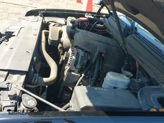 2013 Chevrolet Tahoe Commercial z VIN 1GNLC2E07DR188596, wystawiony jako IAAI lot #42739250 z przebiegiem 117 346 mil mil oraz . Historia ofert i sprzedaży dostępna na DreamBid. Obrazek 19.