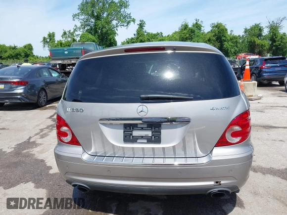 2008 Mercedes-Benz R 3.5L z VIN 4JGCB65E78A076881, wystawiony jako IAAI lot #42313883 z przebiegiem 163 830 mil mil oraz . Historia ofert i sprzedaży dostępna na DreamBid. Obrazek 16.