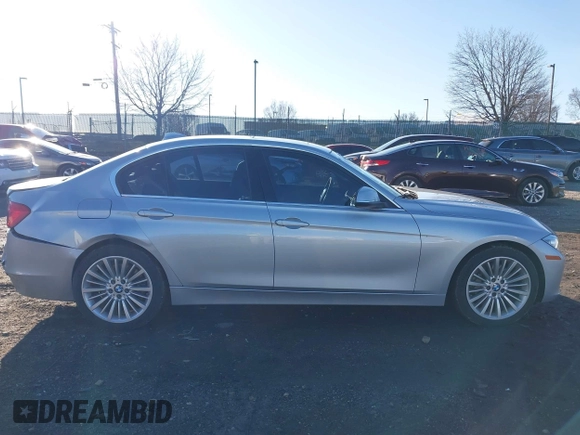 2014 BMW 3 Series 335i xDrive with VIN WBA3B9G55ENR90731, listed as a IAAI auction lot 41807046 with 45,752 mi miles and . Bid and sale history available at carsss.com. Image 13.