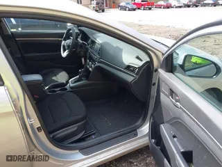 2019 Hyundai Elantra Preferred with VIN KMHD84LF5KU786841, listed as a IAAI auction lot 41988656 with 41,580 mi miles. Bid and sale history available at carsss.com. Image 5.