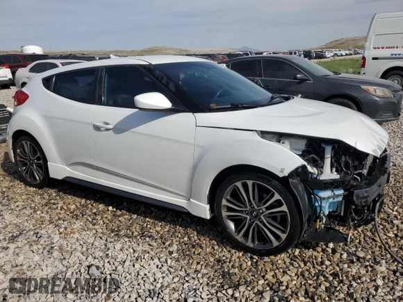 2016 Hyundai Veloster Turbo z VIN KMHTC6AE6GU302201, wystawiony jako Copart lot #54613235 z przebiegiem 105 796 mil mil oraz Szkoda całkowita • Salvage title. Historia ofert i sprzedaży dostępna na DreamBid. Obrazek 4.