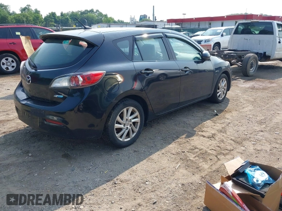 2012 Mazda 3 i Grand Touring с VIN JM1BL1M82C1635757, выставлен на аукционе IAAI как лот 42482177 с пробегом 405 358 миль миль и . История ставок и продаж доступна на DreamBid. Изображение 4.