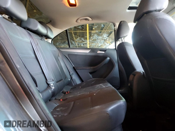 2013 Volkswagen Jetta TDI w/Premium/Nav with VIN 3VWLL7AJ2DM234340, listed as a Copart auction lot 57340965 with 151,039 mi miles and Salvage title. Bid and sale history available at DreamBid. Image 10.