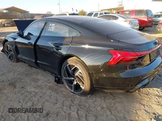2024 Audi RS e-tron GT z VIN WAUBHBFW8R7901451, wystawiony jako IAAI lot #40955718 z przebiegiem Nie podano mil oraz . Historia ofert i sprzedaży dostępna na DreamBid. Obrazek 3.