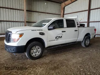 2017 Nissan Titan with VIN 1N6AA1F12HN550948, listed as a Copart auction lot 67841334 with 193,779 mi miles and Salvage title. Bid and sale history available at DreamBid. Image 1.