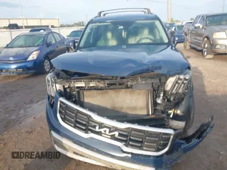 2023 Kia Telluride S with VIN 5XYP6DGC7PG374940, listed as a IAAI auction lot 42422900 with 38,813 mi miles and . Bid and sale history available at DreamBid. Image 12.