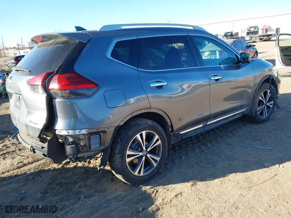 2017 Nissan Rogue SL with VIN 5N1AT2MV5HC796893, listed as a IAAI auction lot 41533857 with 72,218 mi miles. Bid and sale history available at carsss.com. Image 4.