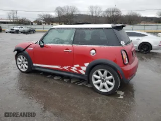 2004 MINI Cooper Hardtop S with VIN WMWRE33424TD79659, listed as a Copart auction lot 41583865 with 189,610 mi miles and Clean Title. Bid and sale history available at carsss.com. Image 2.