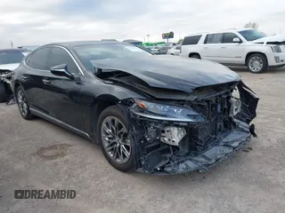 2018 Lexus LS with VIN JTHC51FF7J5001049, listed as a IAAI auction lot 41231885 with 41,323 mi miles. Bid and sale history available at carsss.com. Image 1.