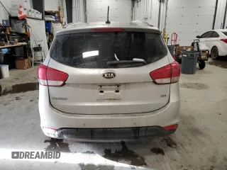 2016 Kia Rondo LX with VIN KNAHT8A33G7129415, listed as a Copart auction lot 86135574 with 250,542 mi miles and Clean Title. Bid and sale history available at carsss.com. Image 6.