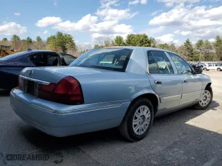 2004 Mercury Grand Marquis GS with VIN 2MEFM74W04X681336, listed as a Copart auction lot 53532255 with 154,238 mi miles and Clean Title. Bid and sale history available at carsss.com. Image 3.
