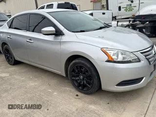 2015 Nissan Sentra SV z VIN 3N1AB7AP3FL660535, wystawiony jako Copart lot #59896485 z przebiegiem 199 952 mil mil oraz Czysty tytuł • Clean title. Historia ofert i sprzedaży dostępna na DreamBid. Obrazek 1.