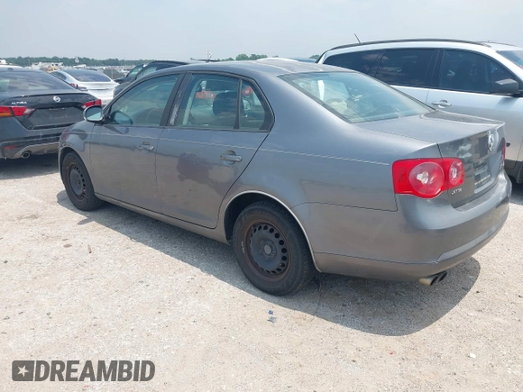 2006 Volkswagen Jetta Value Edition with VIN 3VWPF71K86M800800, listed as a IAAI auction lot 42300220 with 154,717 mi miles and . Bid and sale history available at DreamBid. Image 3.
