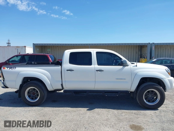 2006 Toyota Tacoma with VIN 3TMMU52N86M003228, listed as a IAAI auction lot 42548963 with 165,176 mi miles and . Bid and sale history available at DreamBid. Image 13.