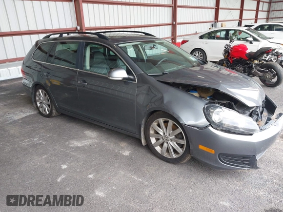 2014 Volkswagen Jetta TDI w/Sunroof & Nav с VIN 3VWPL7AJ8EM613037, выставлен на аукционе IAAI как лот 41943616 с пробегом 134 099 миль миль и . История ставок и продаж доступна на DreamBid. Изображение 1.