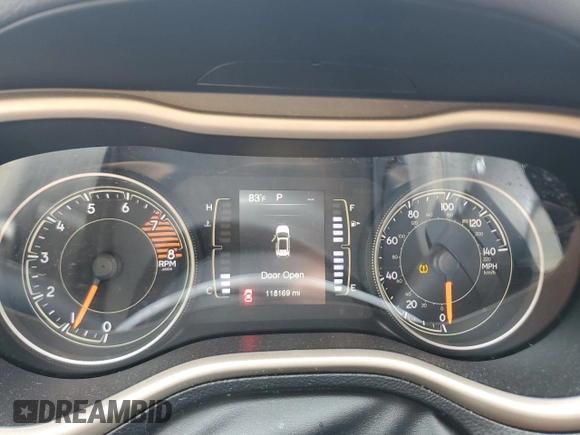 2017 Jeep Cherokee Latitude with VIN 1C4PJMCS8HW659923, listed as a Copart auction lot 64478185 with 118,169 mi miles and Salvage title. Bid and sale history available at DreamBid. Image 9.