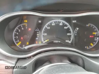 2020 Jeep Grand Cherokee Altitude with VIN 1C4RJFAG5LC126408, listed as a Copart auction lot 46049755 with 37,032 mi miles and Salvage Title. Bid and sale history available at carsss.com. Image 9.