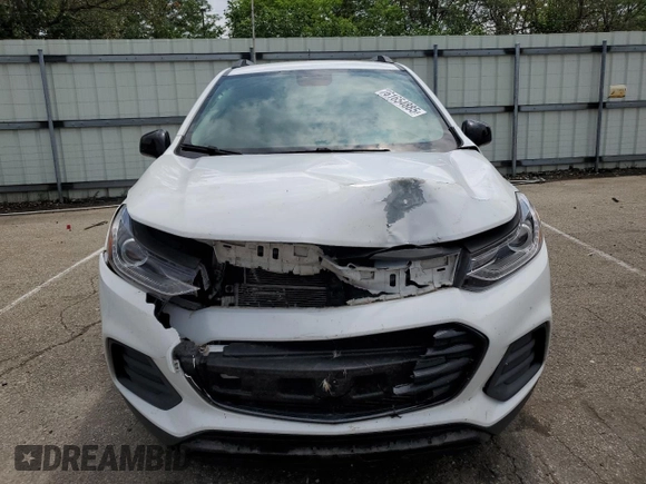 2021 Chevrolet Trax LT with VIN KL7CJLSB6MB318318, listed as a Copart auction lot 61654885 with 75,854 mi miles and Salvage title. Bid and sale history available at DreamBid. Image 5.