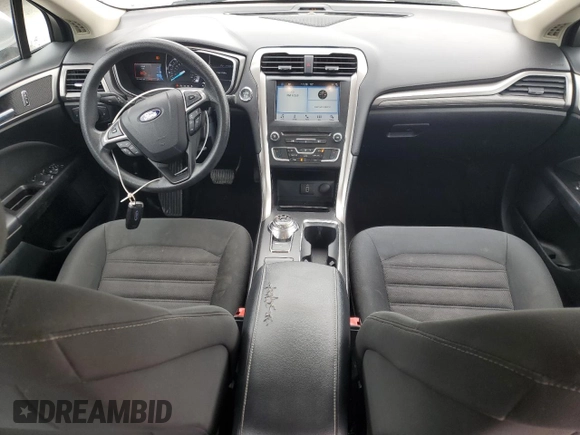 2017 Ford Fusion SE with VIN 3FA6P0HD3HR256602, listed as a Copart auction lot 55834485 with 157,495 mi miles and Clean title. Bid and sale history available at DreamBid. Image 8.